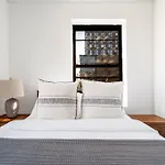 Chic & Trendy 3Bd 1Bath Escape In The Lower East Side