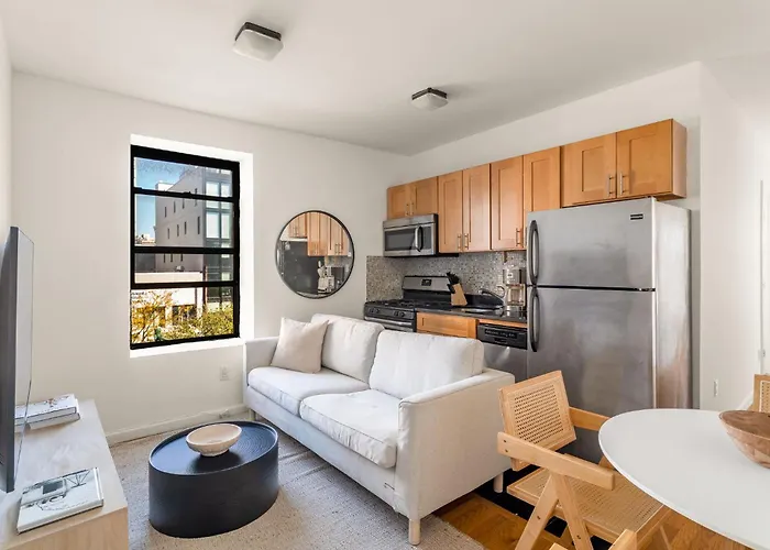 Chic & Trendy 3Bd 1Bath Escape In The Lower East Side
