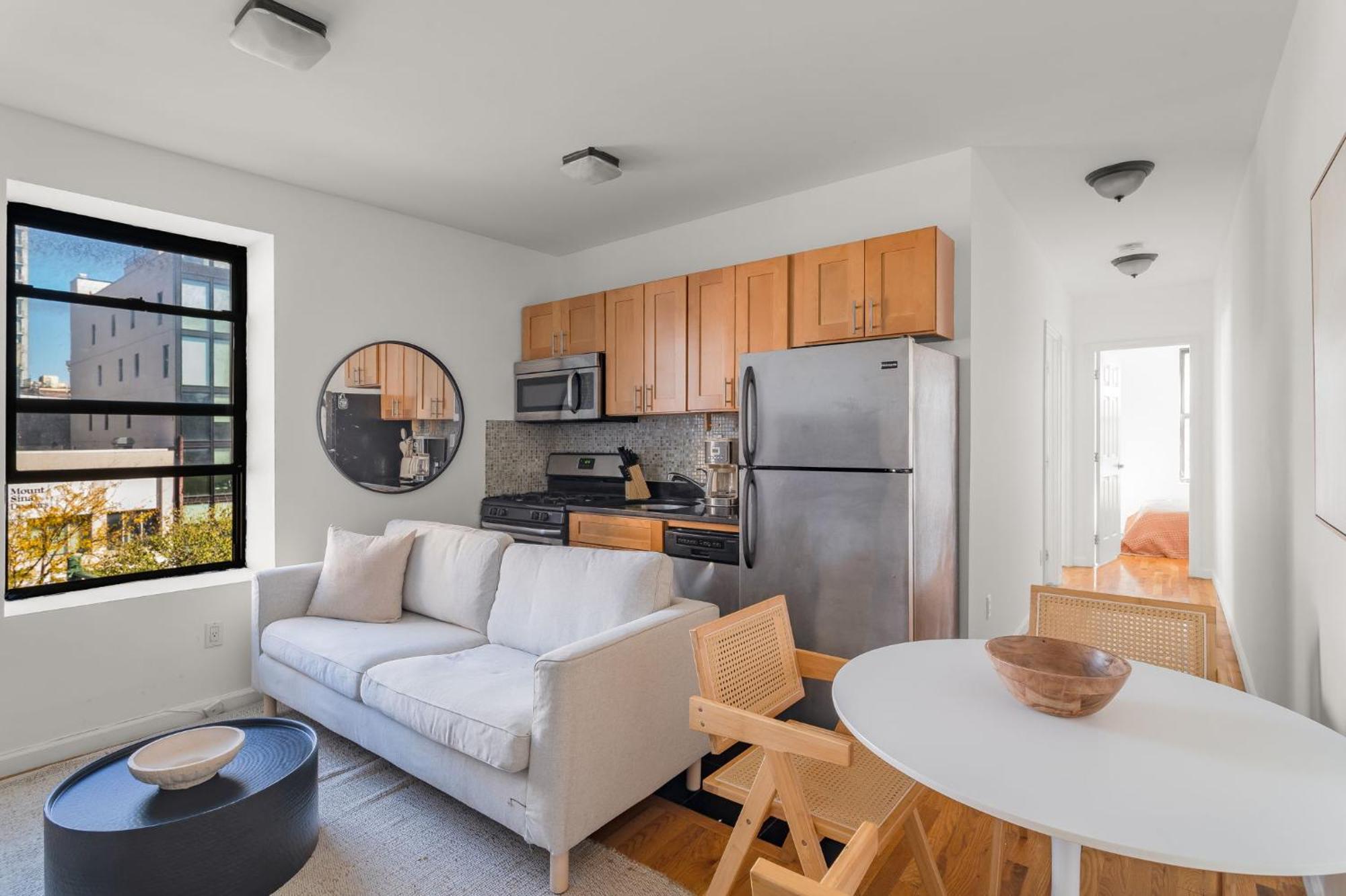 Chic & Trendy 3bd 1bath Escape In The Lower East Side Apartment New York